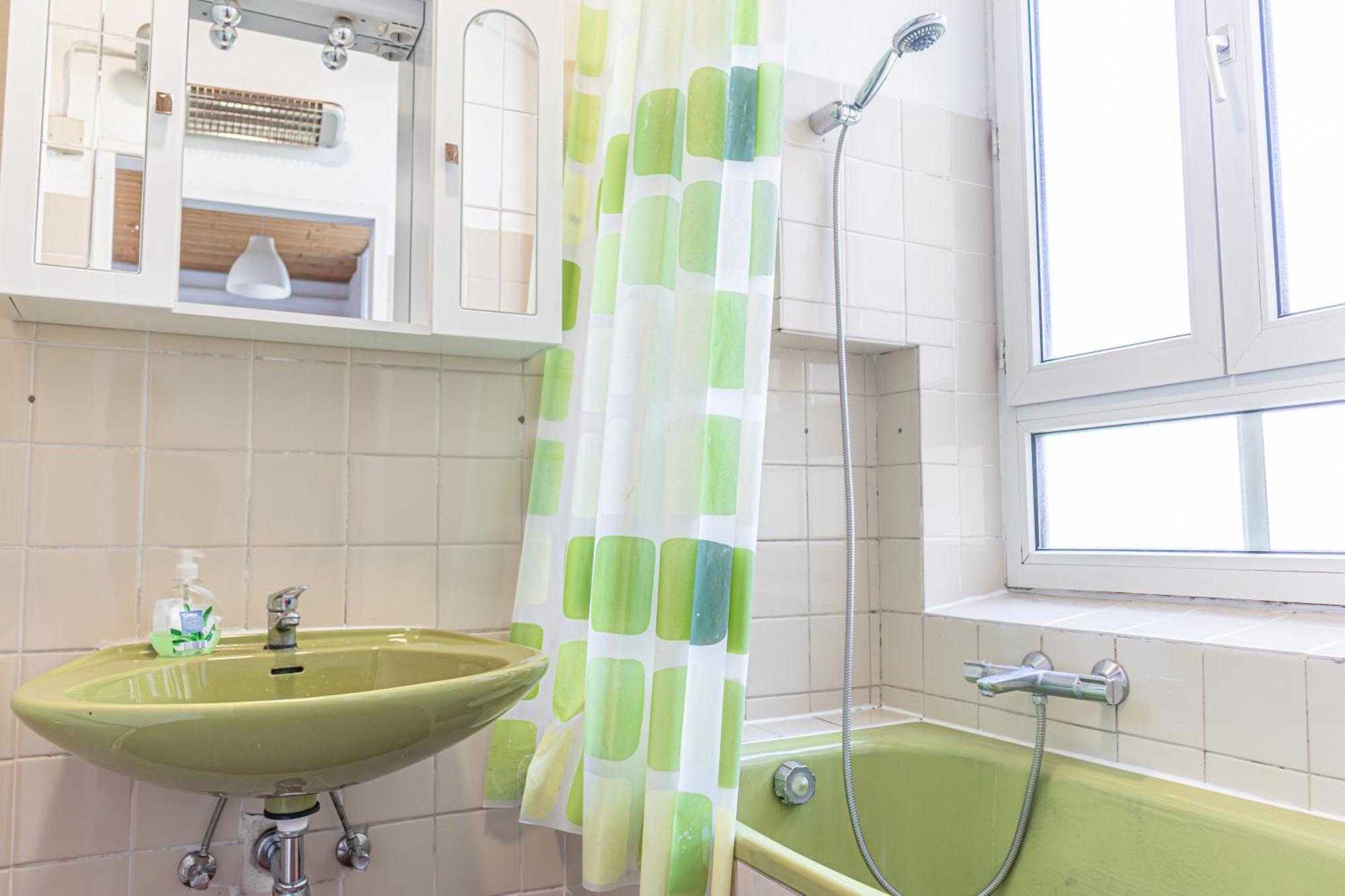 Spacious 3Br Shared Apt. Comfortable And Roomy Вена Экстерьер фото