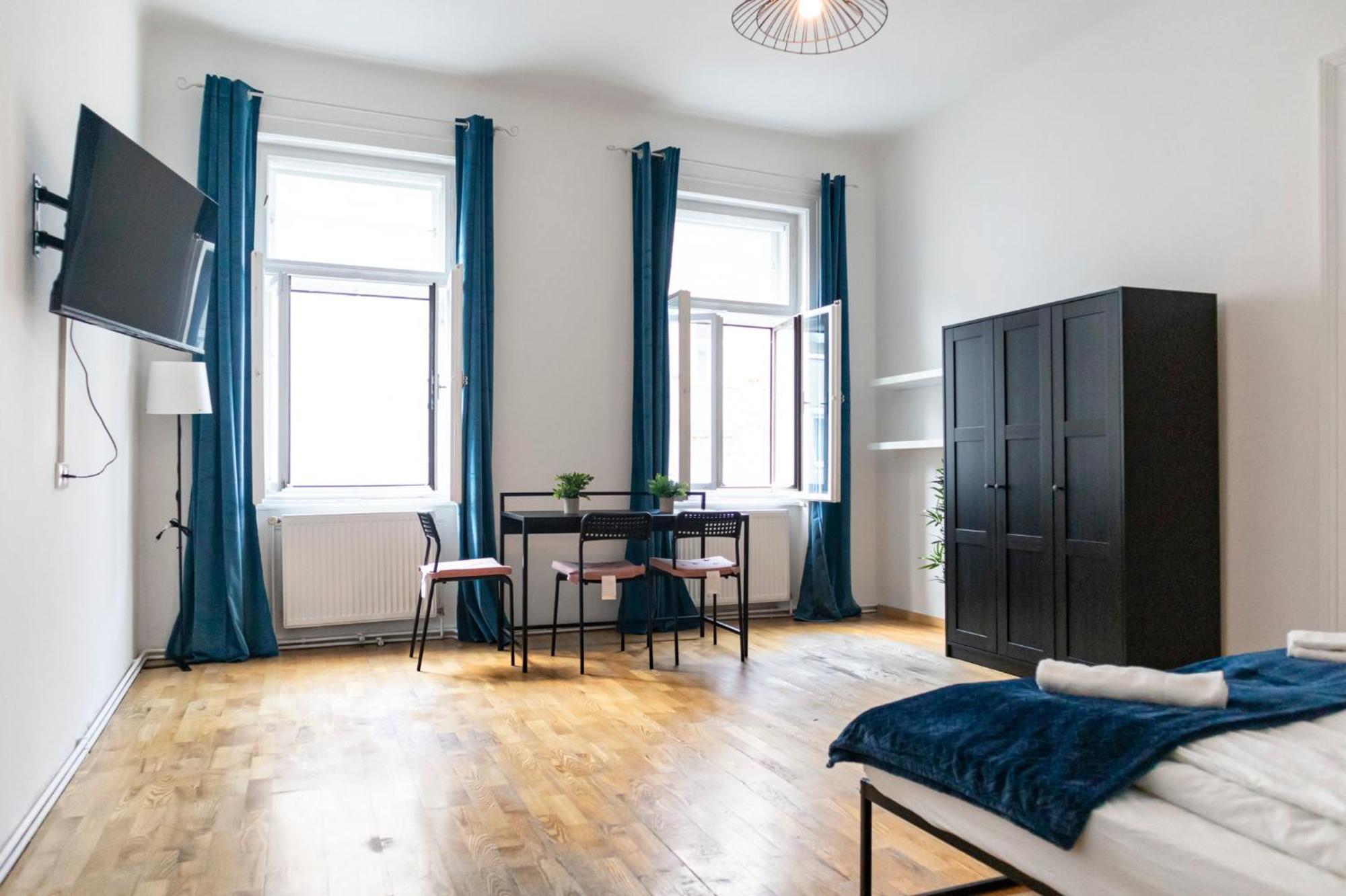 Spacious 3Br Shared Apt. Comfortable And Roomy Вена Экстерьер фото