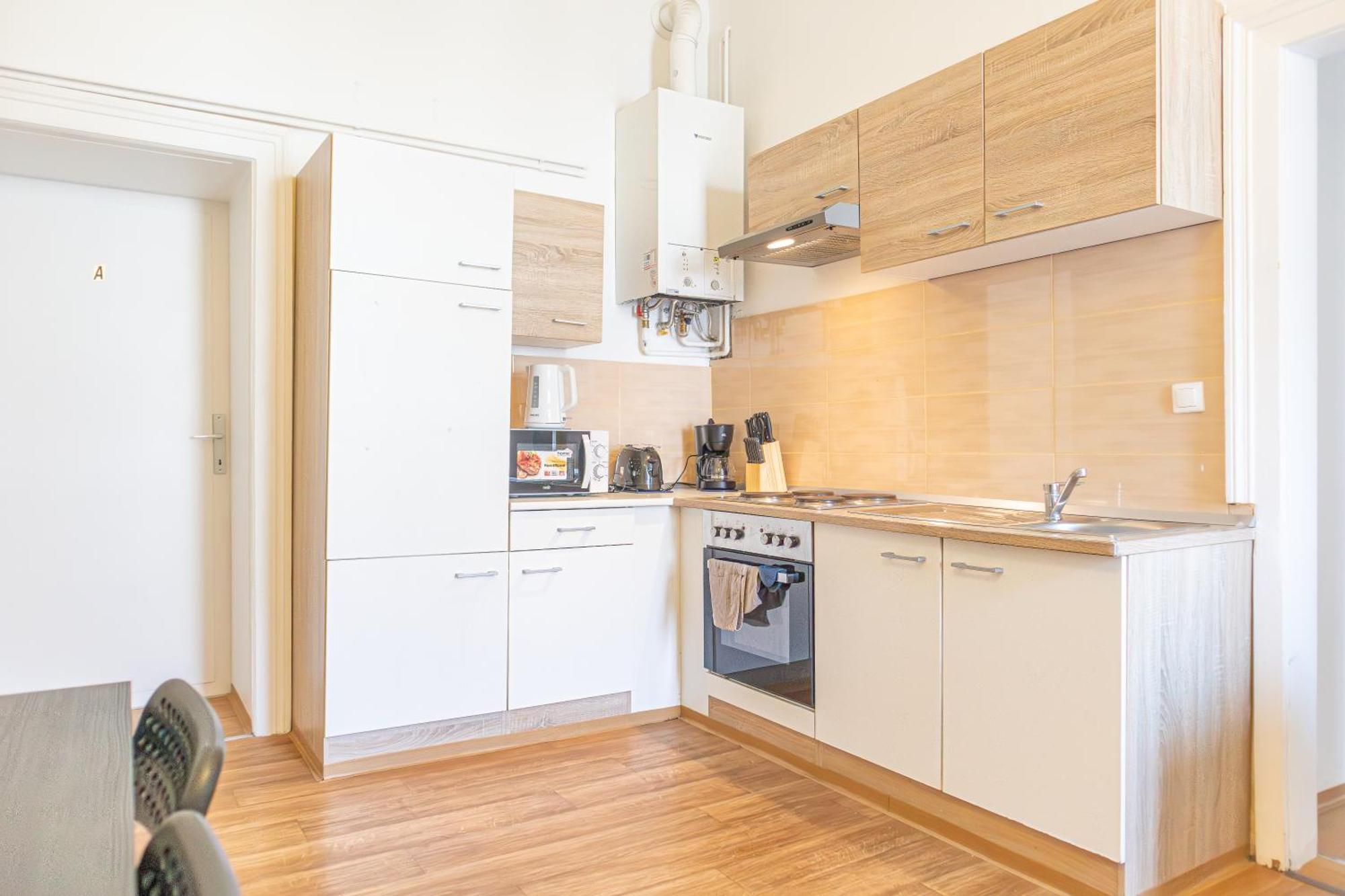 Spacious 3Br Shared Apt. Comfortable And Roomy Вена Экстерьер фото