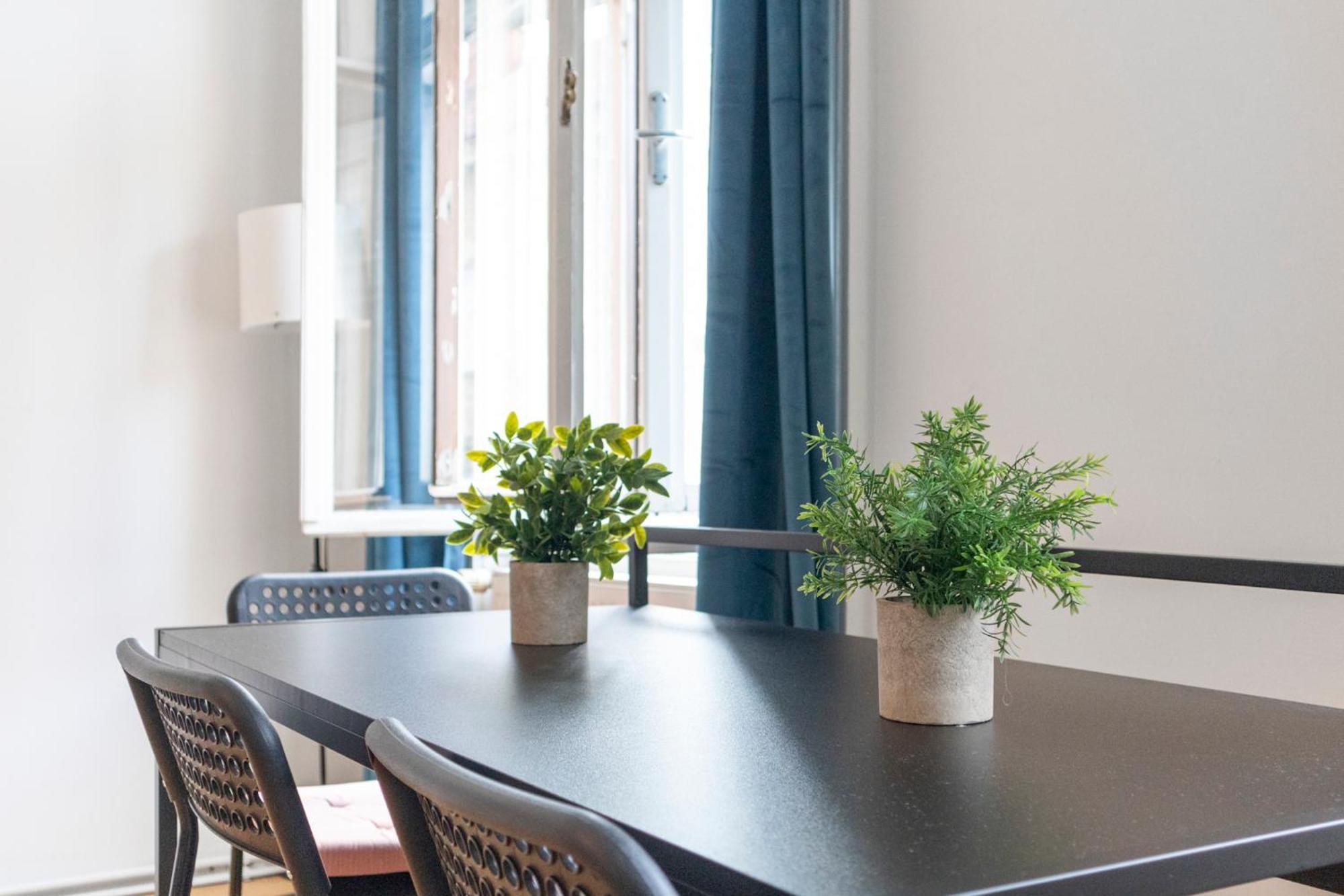 Spacious 3Br Shared Apt. Comfortable And Roomy Вена Экстерьер фото